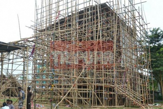 City being decorated for Bengali’s great Durga puja festival City being decorated for Bengali’s great Durga puja festival